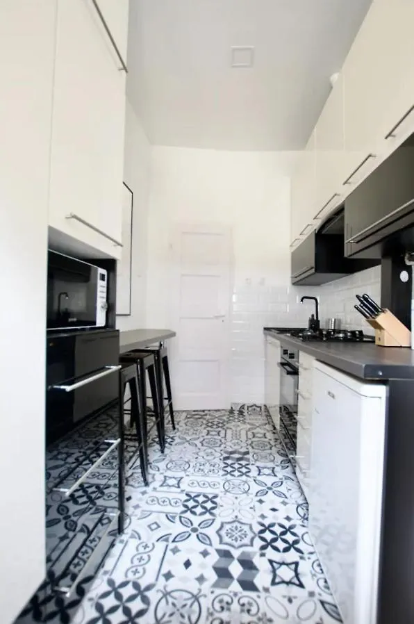 Standard Apartment By Hi5 - Rakoczi 23 Studio Βουδαπέστη 0*,  Ουγγαρία
