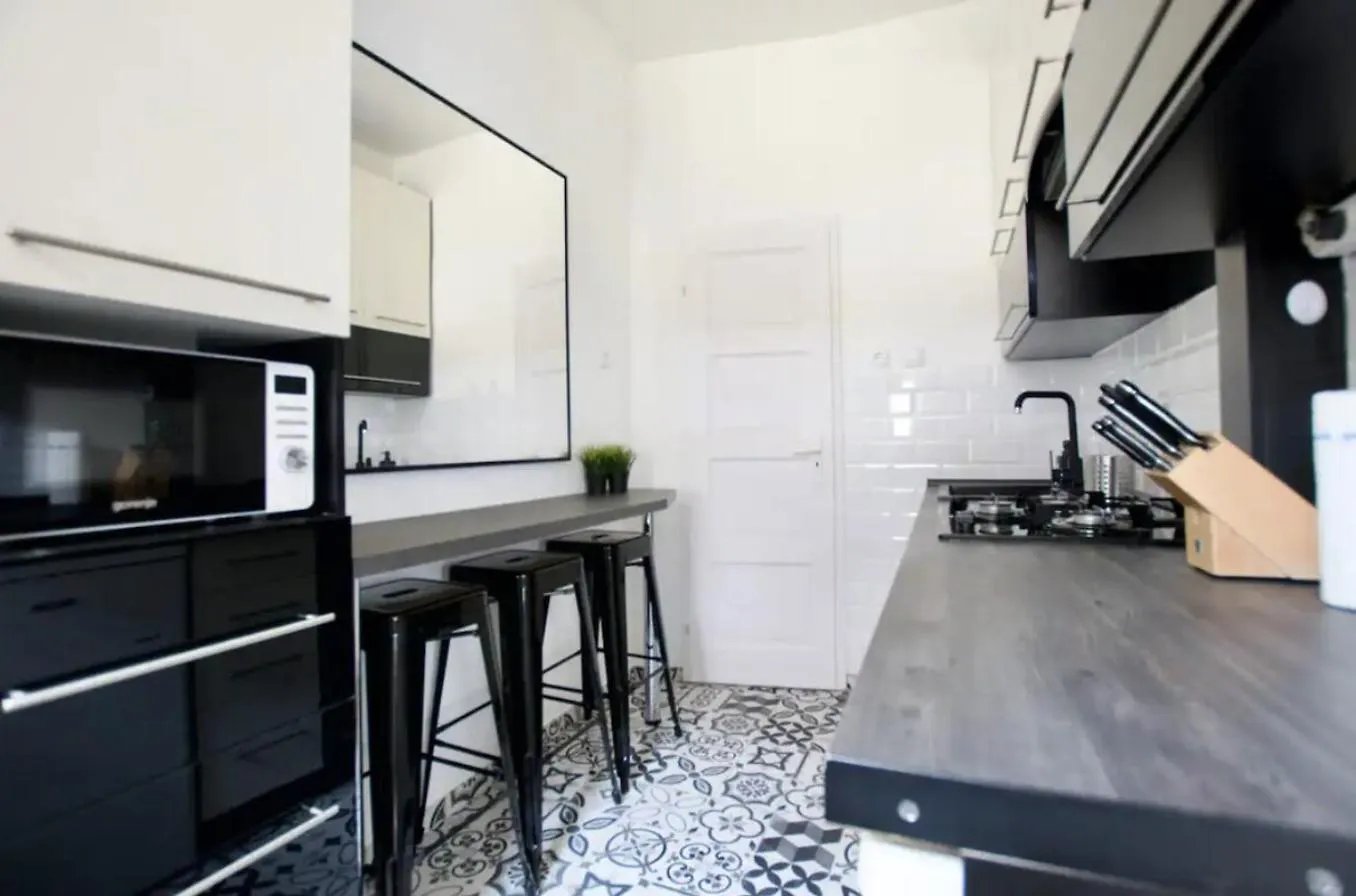 Επικοινωνία με το Standard Apartment By Hi5 - Rakoczi 23 Studio